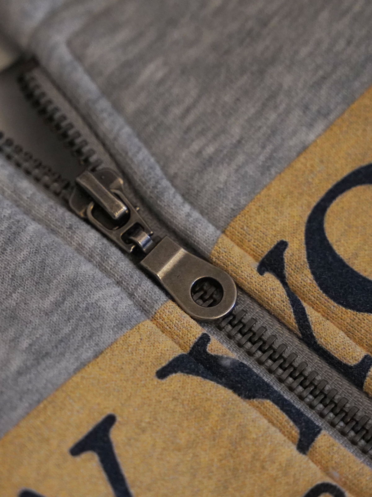 GREY MELANGE  ZIP HOODED "DRIVER LICENSE"
