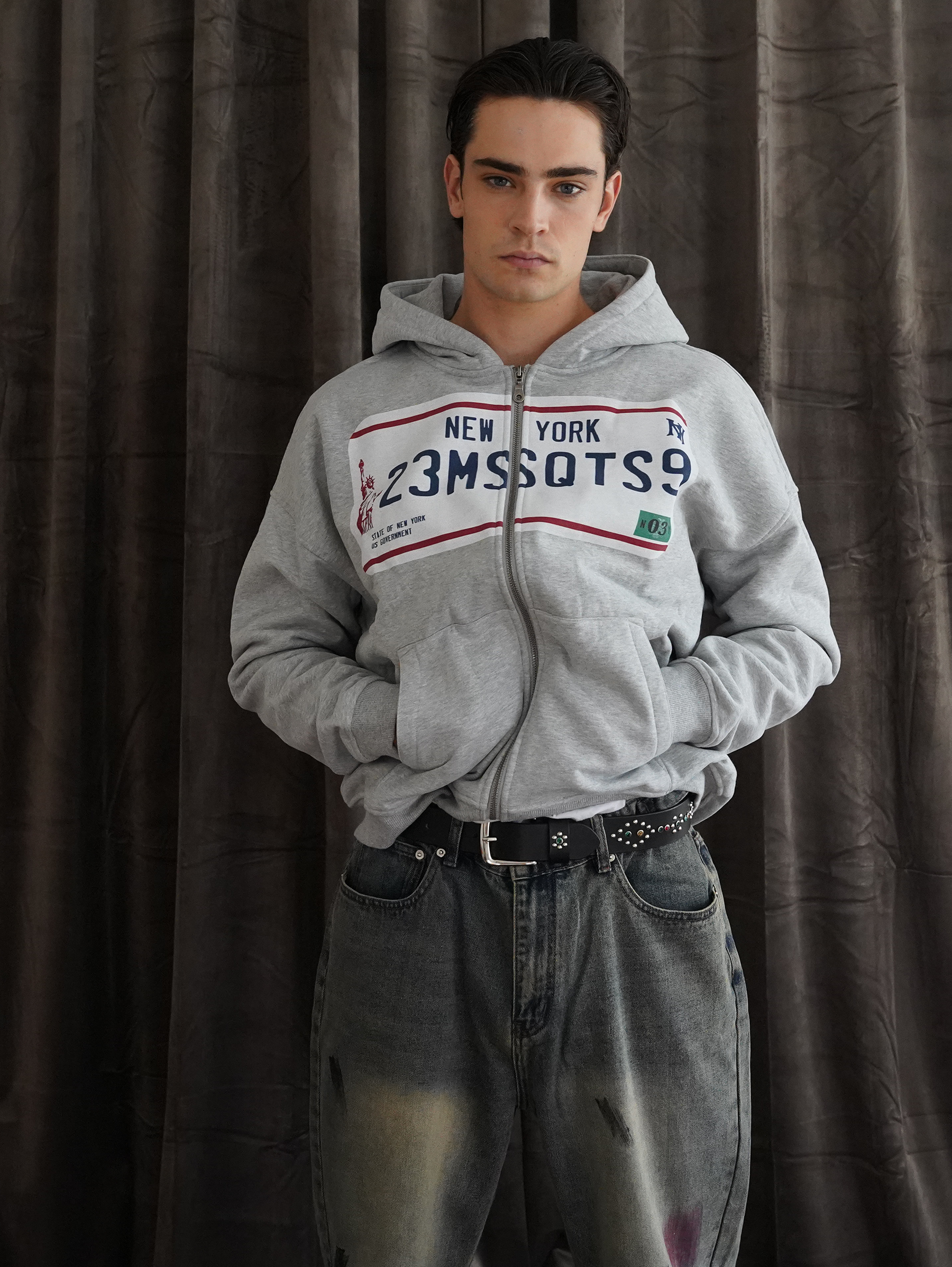 GREY MELANGE  ZIP HOODED "PLATE"