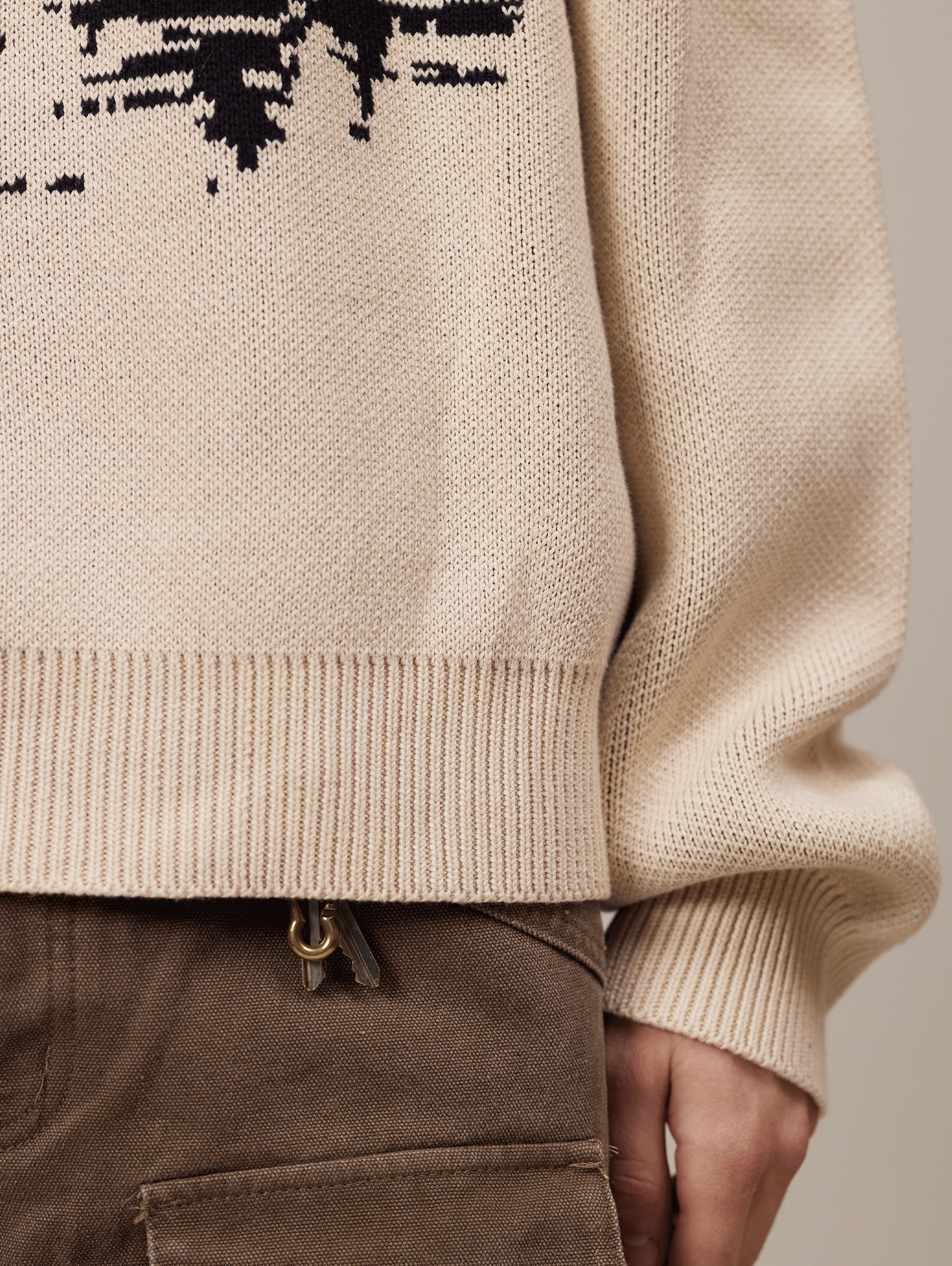 CREAM KNIT SWEATER 