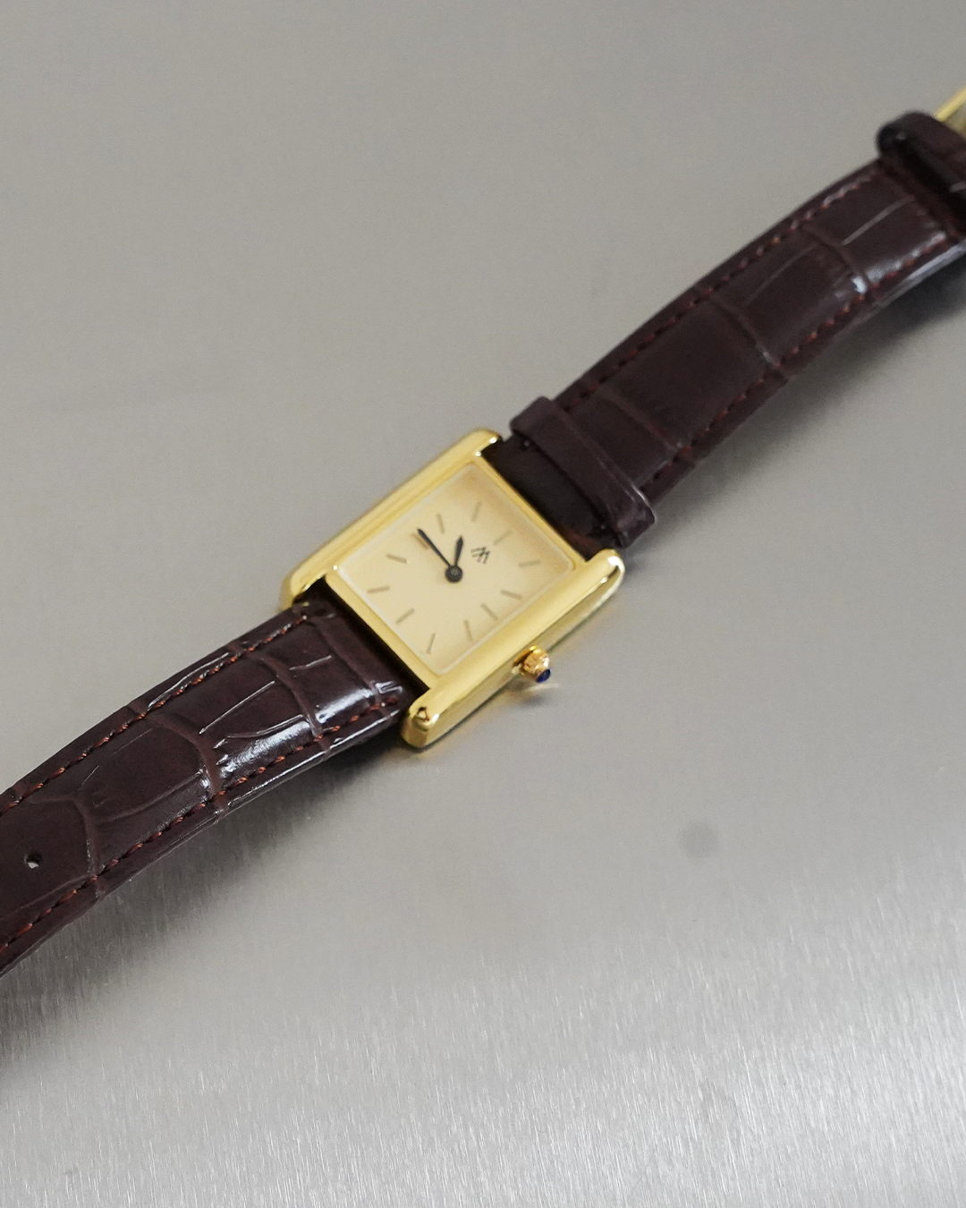 VINTAGE WATCH BROWN 
