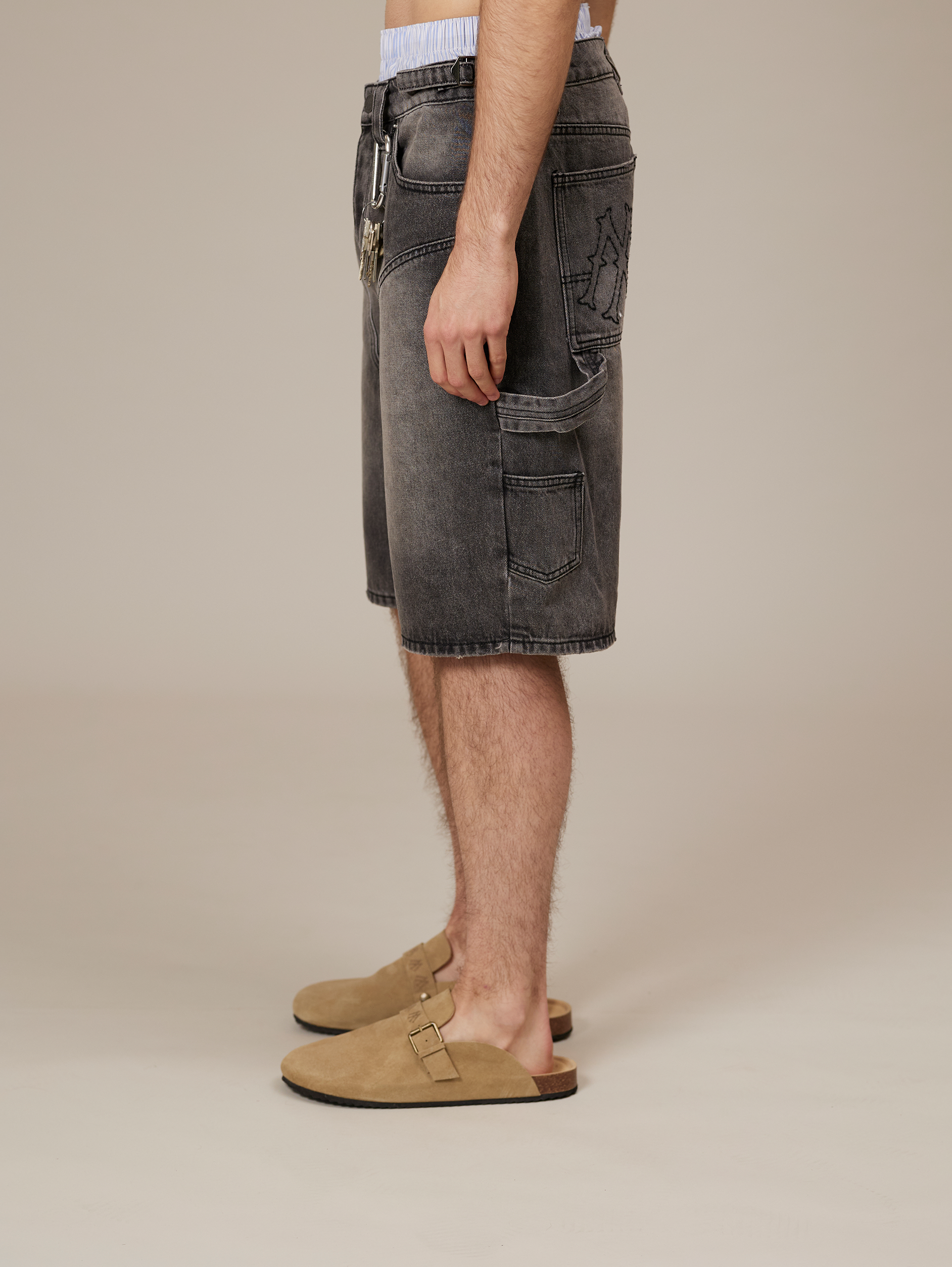 GREY WASHED DENIM JORTS 