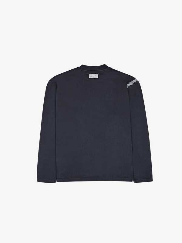BLACK STITCH AND REPAIR LONGSLEEVE "MOSQUETS"