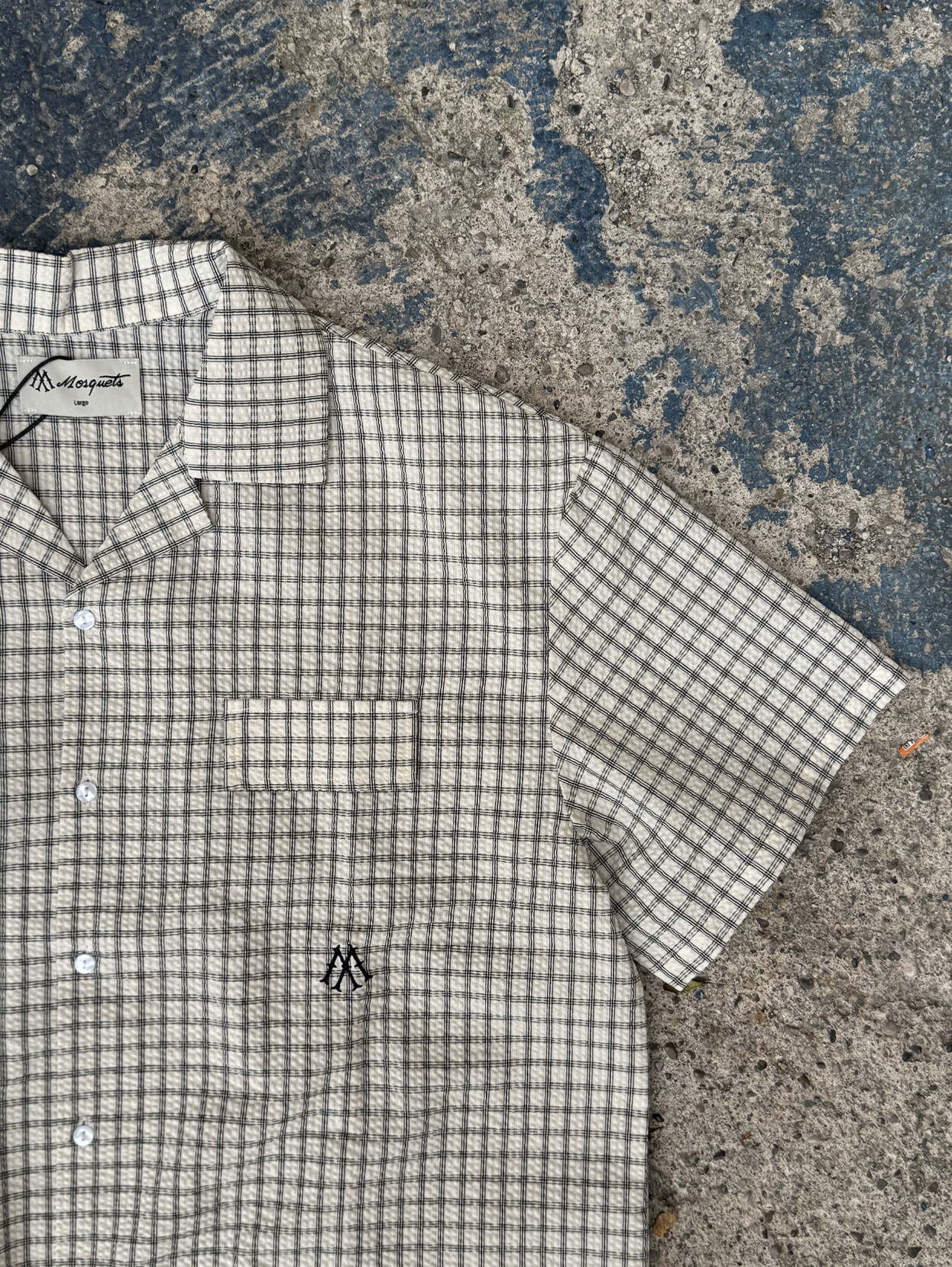SEERSUCKER BLACK/WHITE SHIRT "M"