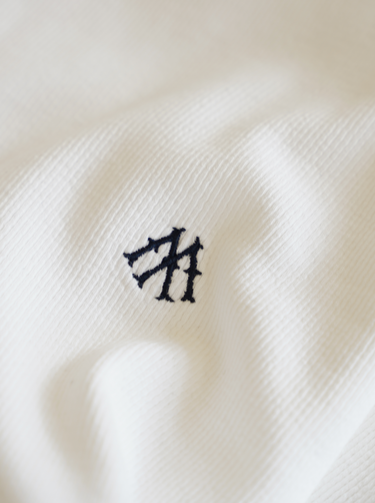 EVERYDAYS WHITE RIB T-SHIRT "M"