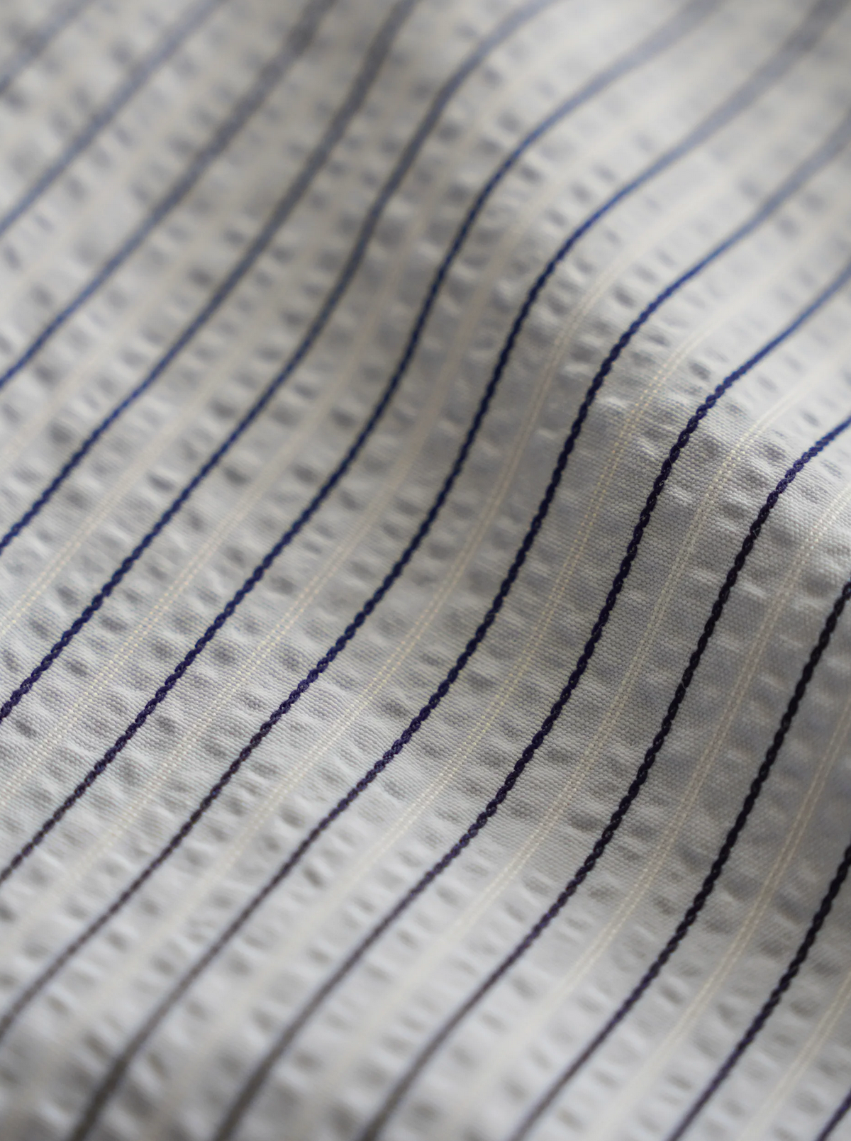 BLUE SEERSUCKER SHIRT "M"