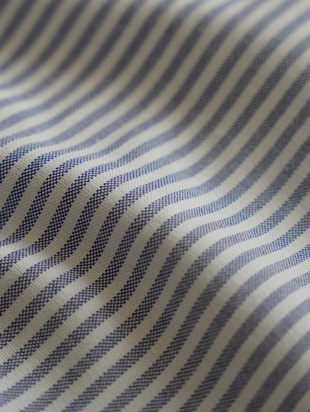 BLUE WHITE STRIPE OXFORD  SHIRT "M"