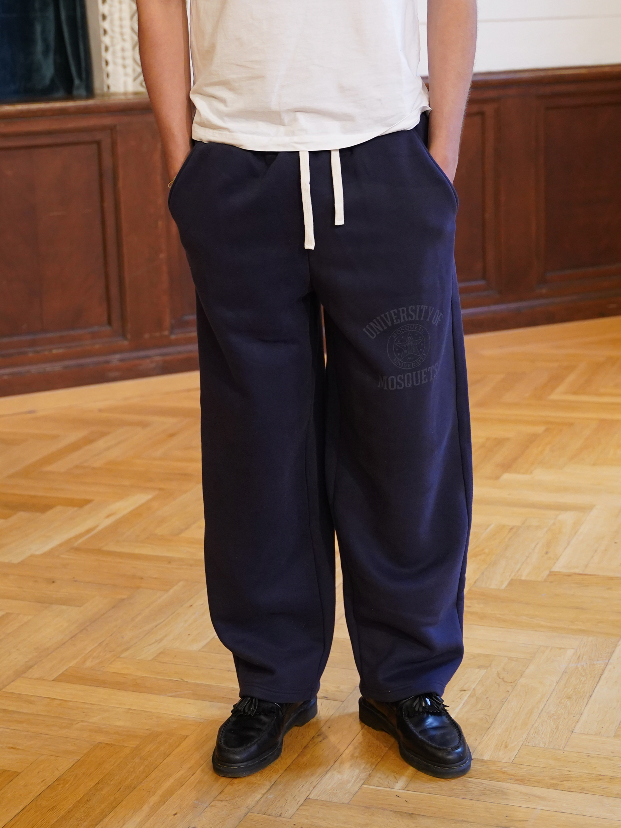 DARK BLUE SWEATPANTS "UNIVERSITY"