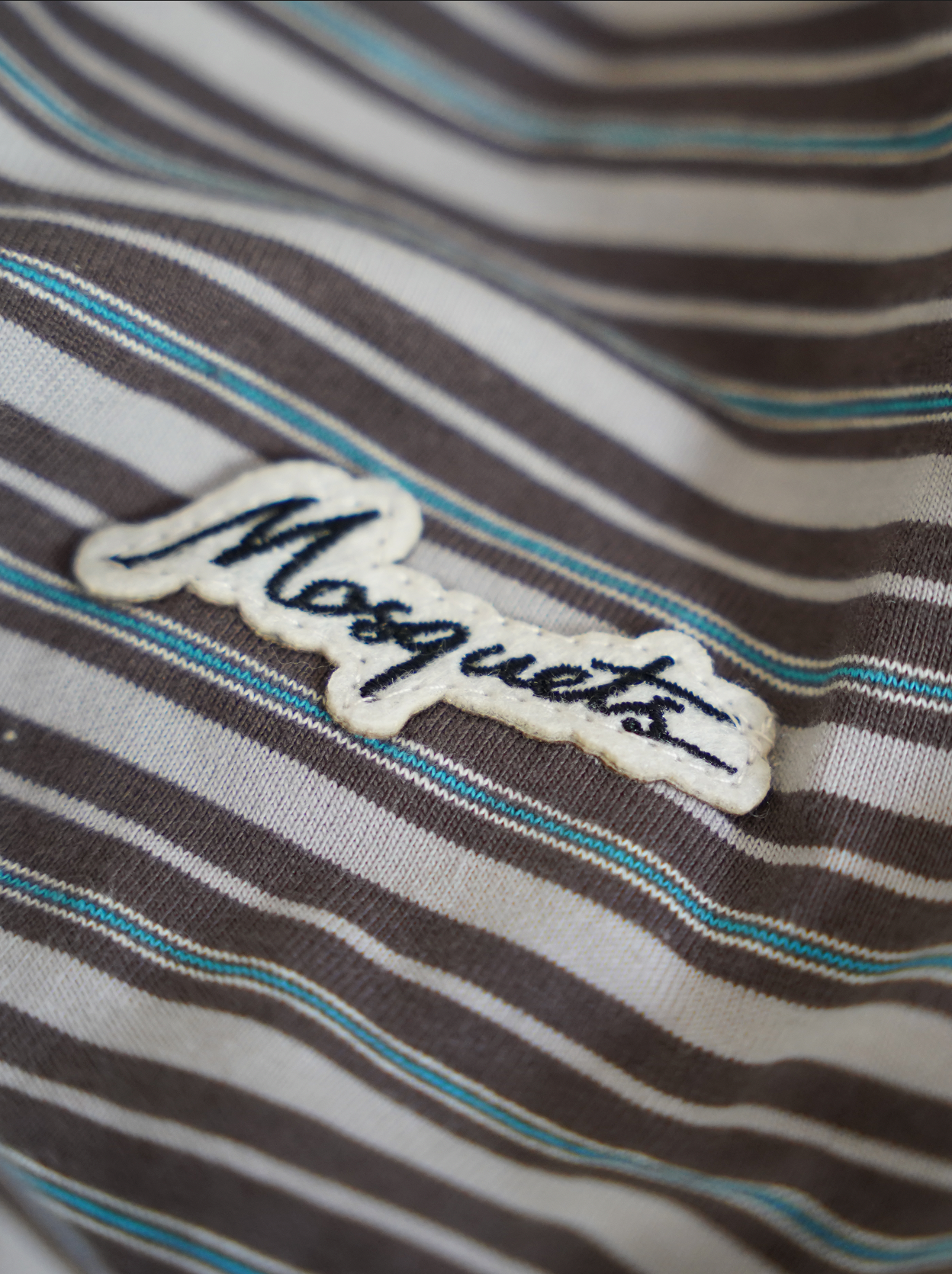 GREY STRIPE CONTRAST SHIRT "MOSQUETS"