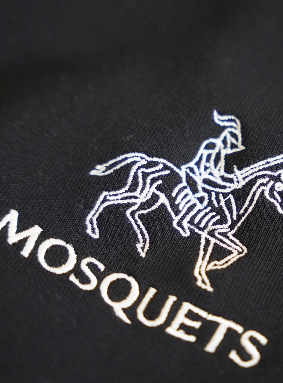 BLACK TRAIN JACKET "MOSQUETS"