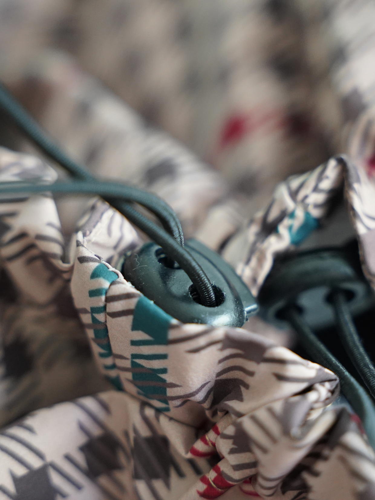 BEIGE TARTAN CHECK  RAIN SHELL JACKET "MOSQUETS"