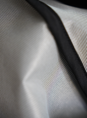 BLACK RAIN SHELL JACKET "MOSQUETS"