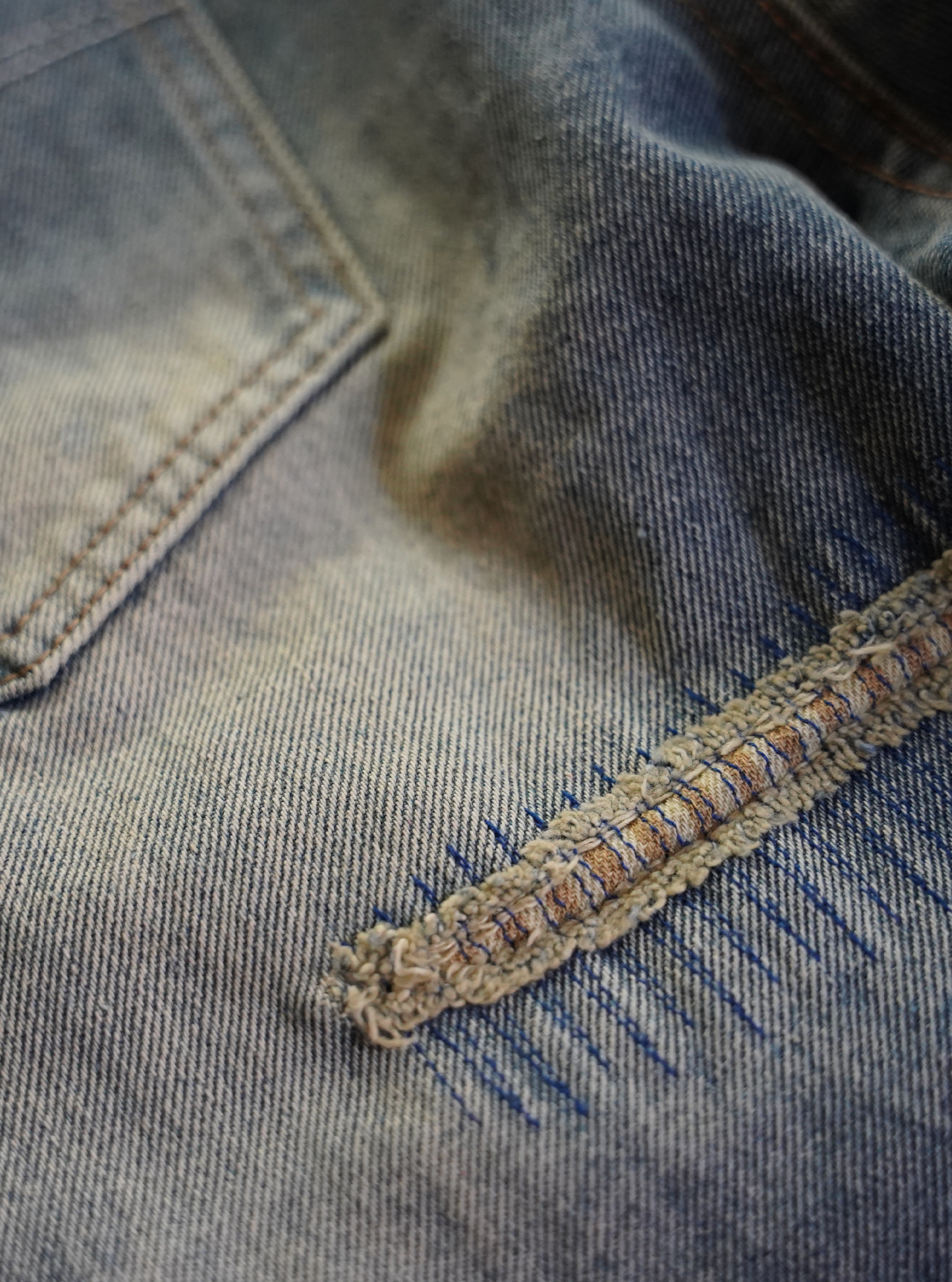 BLUE DENIM 