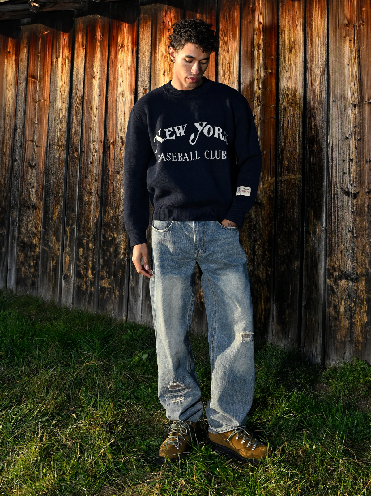 DARK BLUE KNIT SWEATER "BASEBALL CLUB"