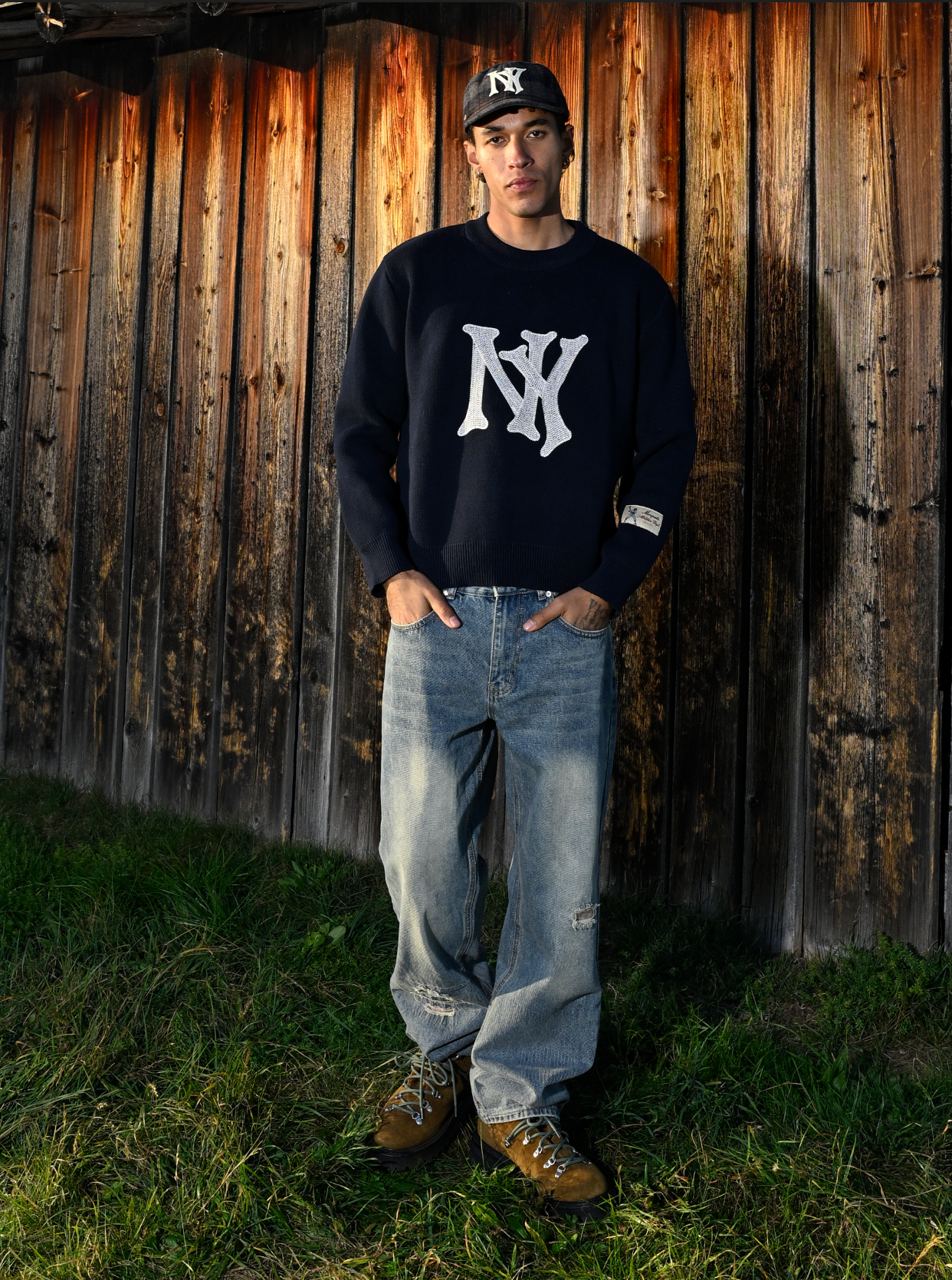 DARK BLUE KNIT SWEATER "NY"