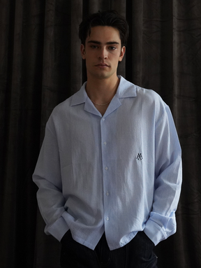 BLUE WHITE SEERSUCKER SHIRT "M"