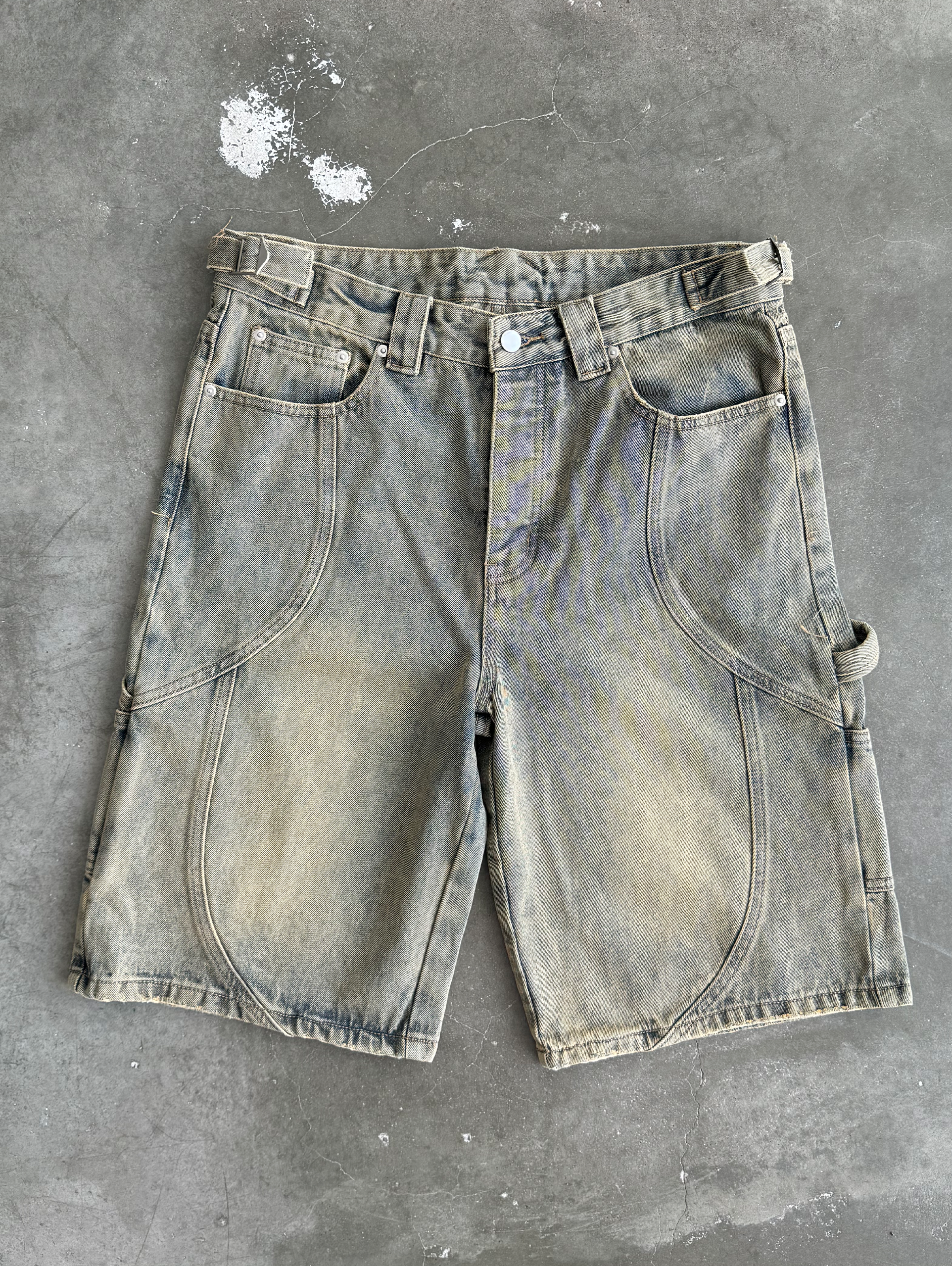 LIGHT BLUE WASHED DENIM JORTS 