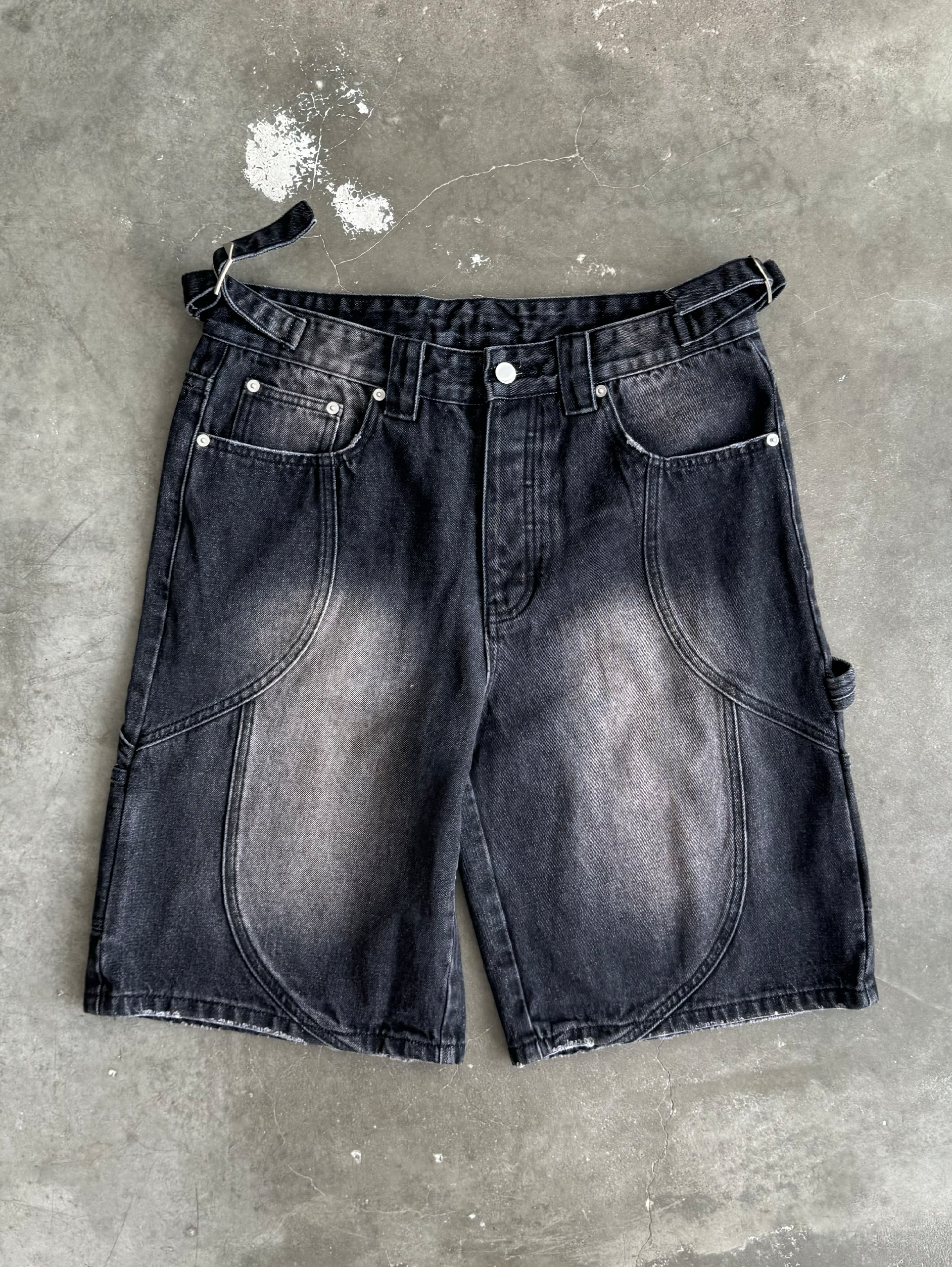 BLACK WASHED DENIM JORTS 