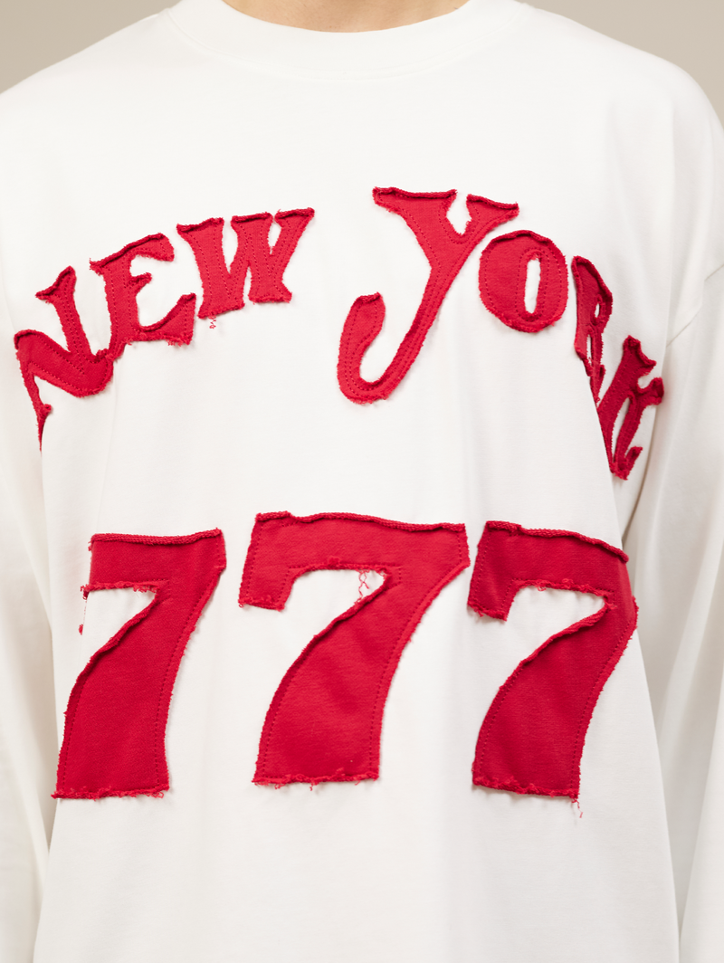 WHITE LONGSLEEVE "777"