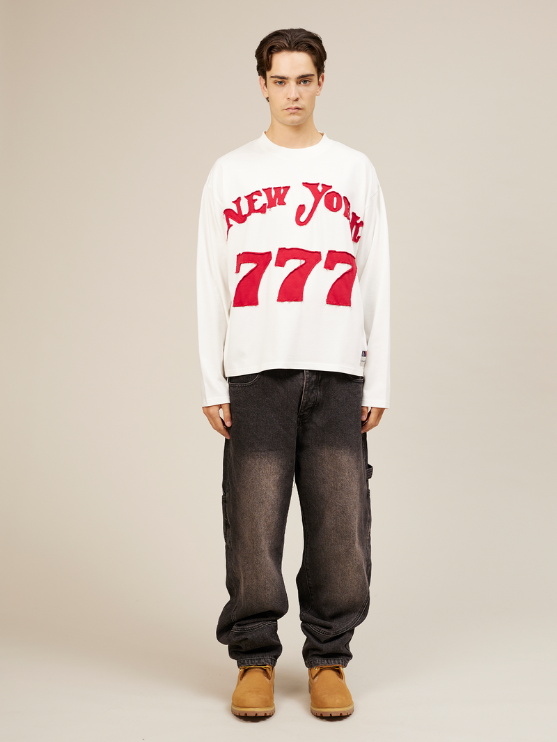 WHITE LONGSLEEVE "777"