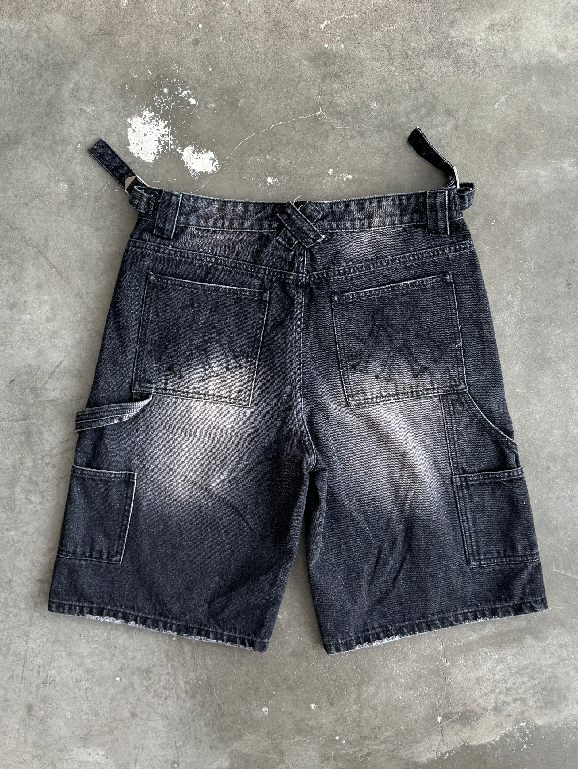 BLACK WASHED DENIM JORTS 