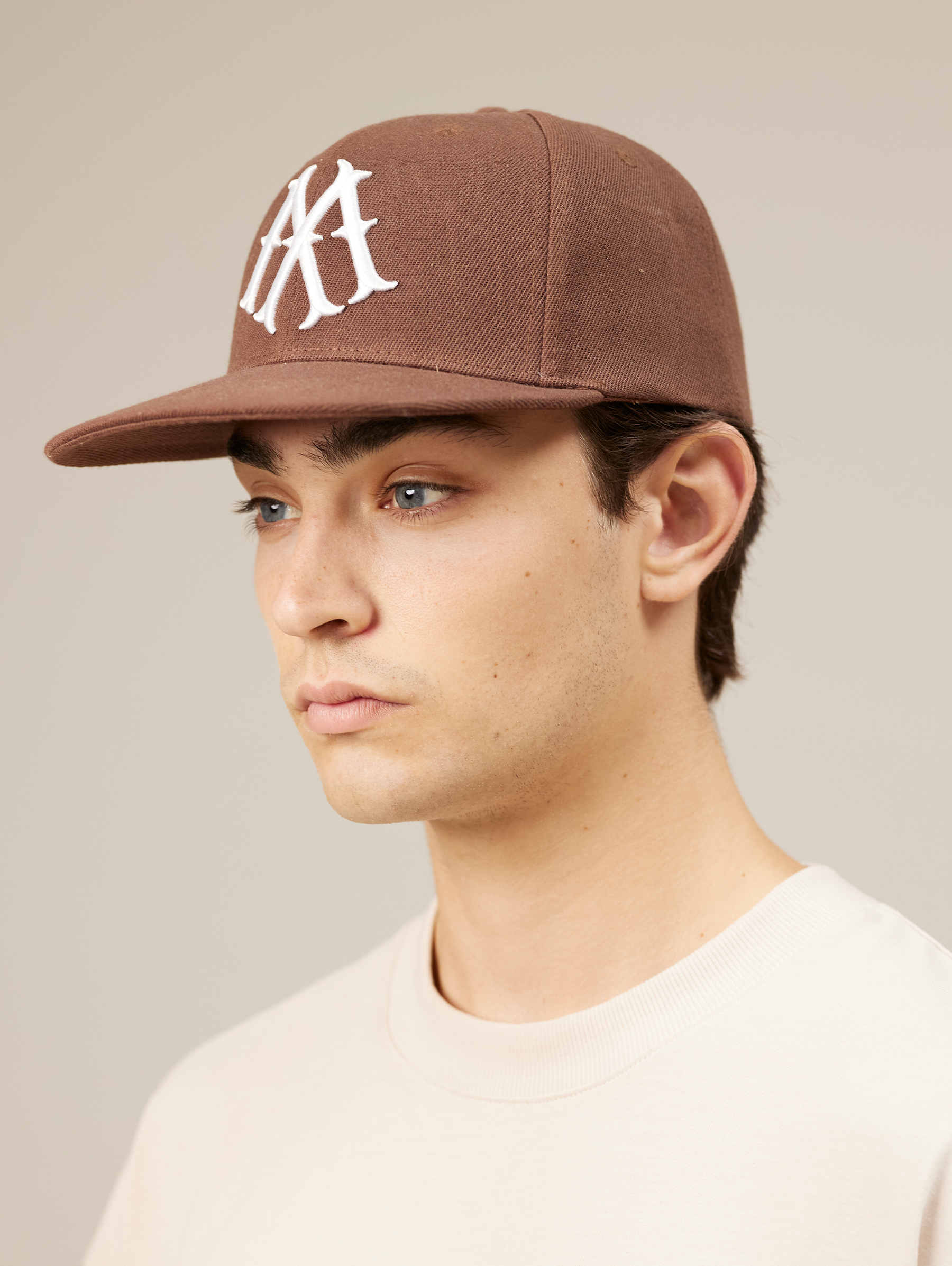 SNAPBACK BROWN "M"