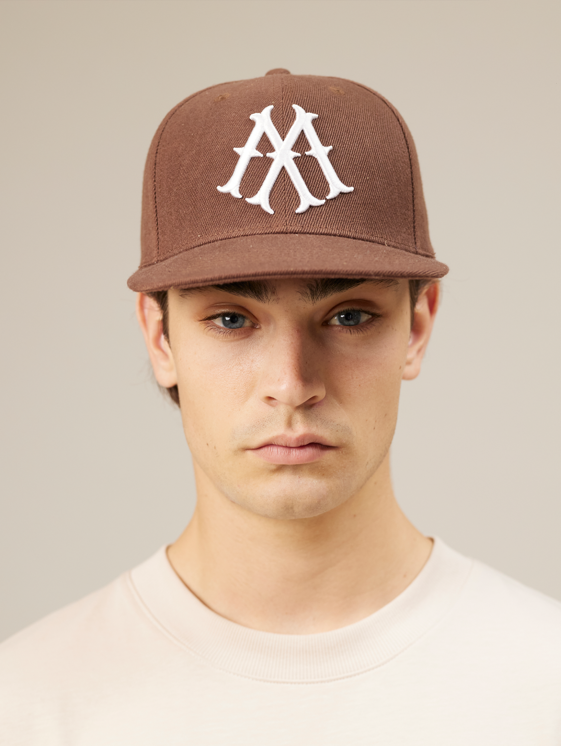 SNAPBACK BROWN "M"