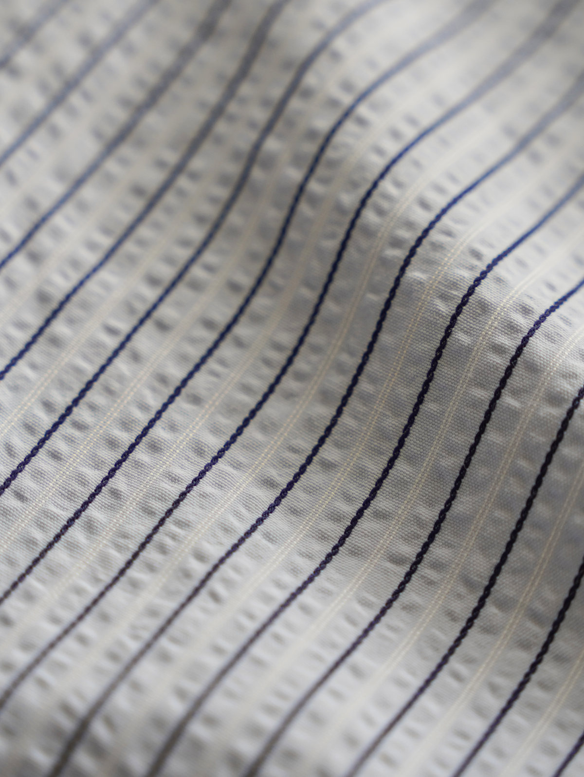 SEERSUCKER BLUE PINSTRIPE SHIRT "M"